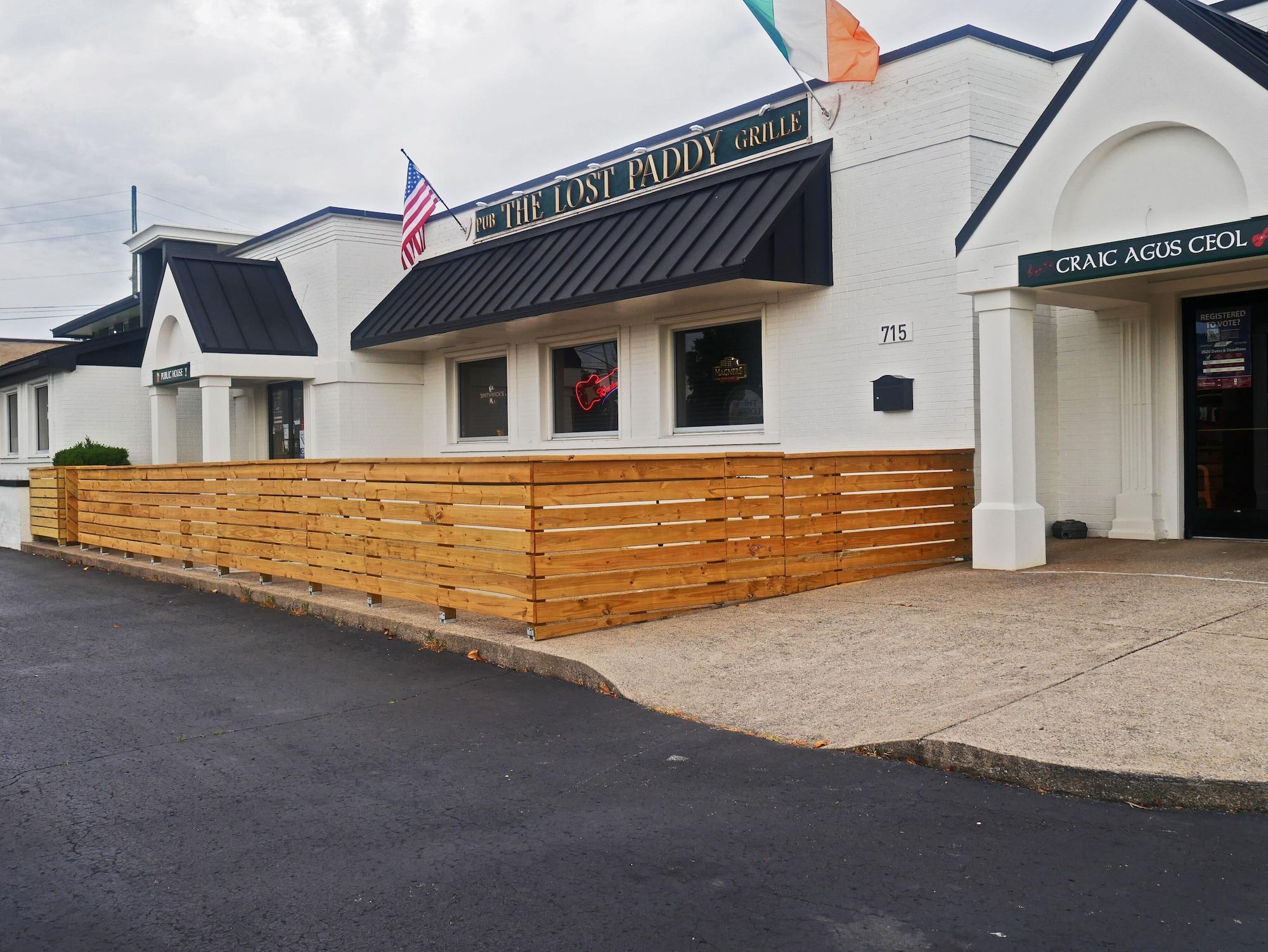 纳什维尔山坡跨越温德姆华美达山坡酒店 外观 照片